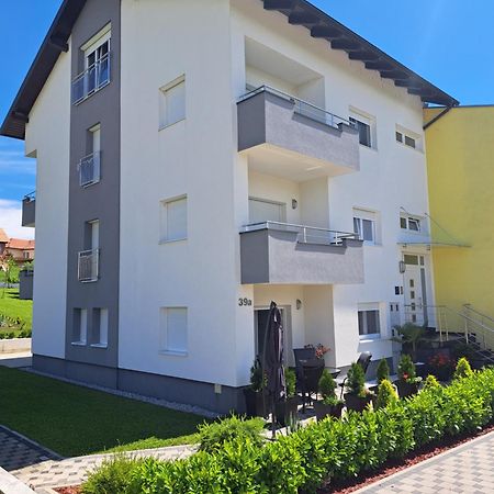 Apartmani Ana&Vesna Karlovac Eksteriør billede