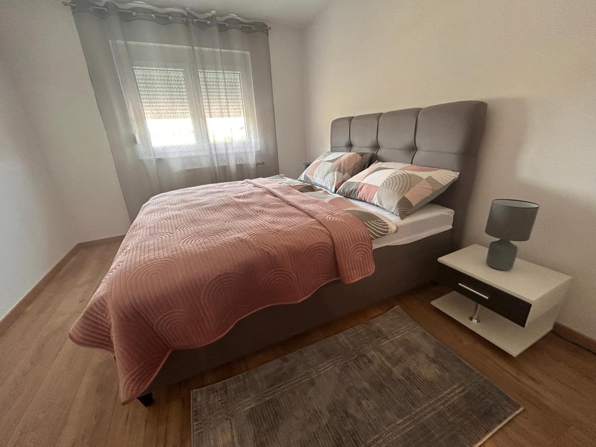 Apartmani Ana&Vesna Karlovac Eksteriør billede